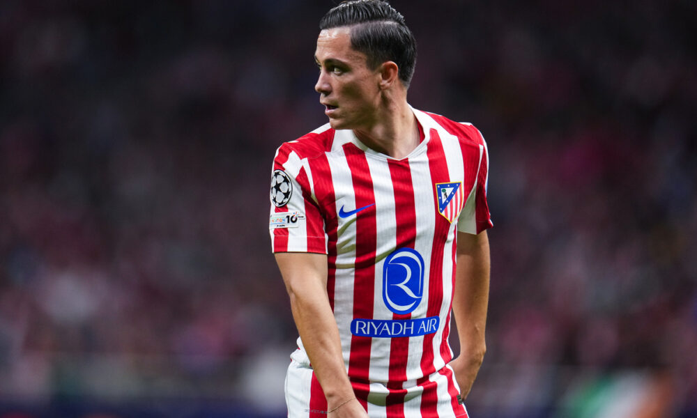 MADRID, SPAIN - SEPTEMBER 30: Giacomo Raspadori of Atletico Madrid. looks on during the UEFA Champions League 2025/26 League Phase MD2 match between Atletico de Madrid and Eintracht Frankfurt at Estadio Metropolitano on September 30, 2025 in Madrid, Spain. (Photo by Aitor Alcalde/Getty Images)