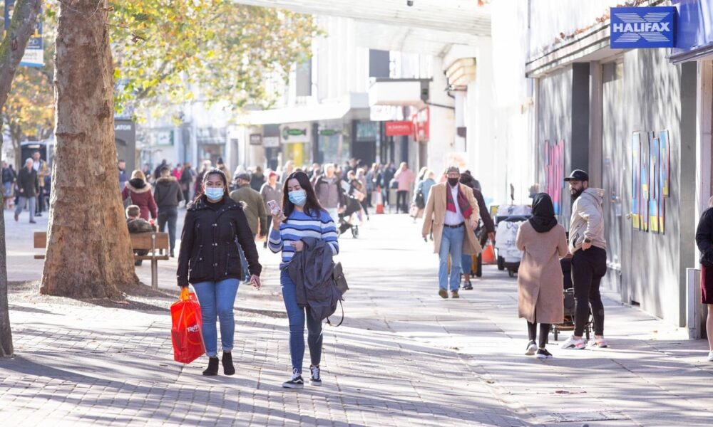 Stark warning issued to Portsmouth Commercial Road shoppers ahead of Christmas - what is it?