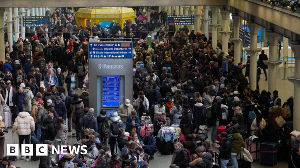 Eurostar warns of ongoing delays as services resume after Channel Tunnel power issues