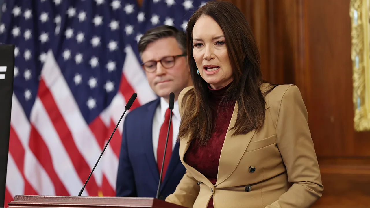 Agriculture secretary warns blue states on SNAP data compliance requirements