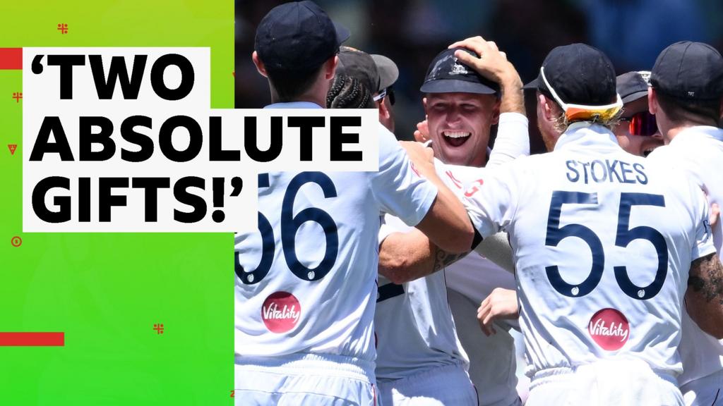 Brydon Carse celebrates his catch with his England teammates