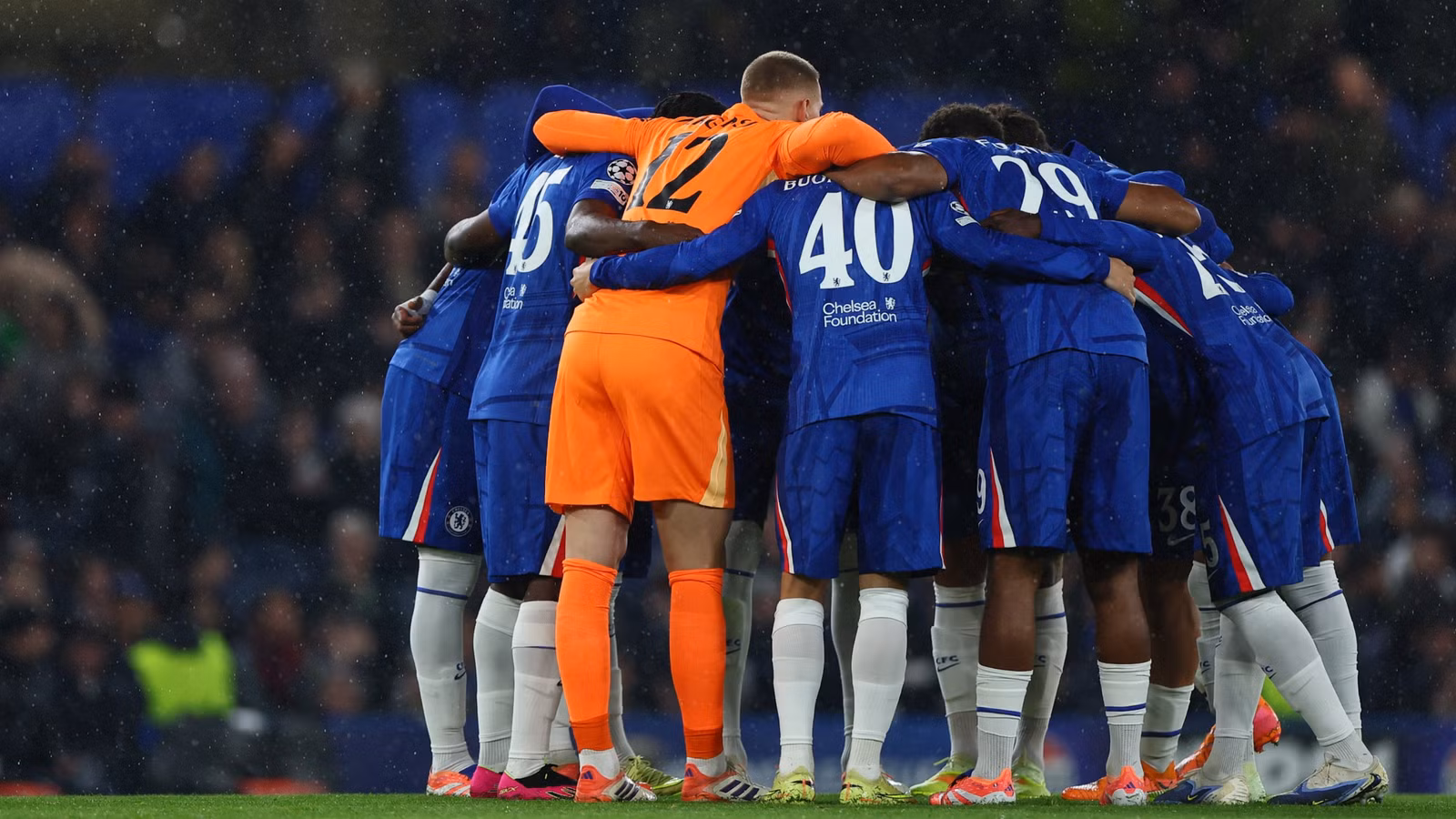 Big name player has privately said that he would join Chelsea in January