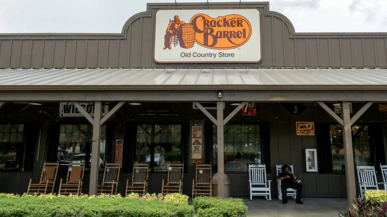 Cracker Barrel struggles with food complaints after logo controversy