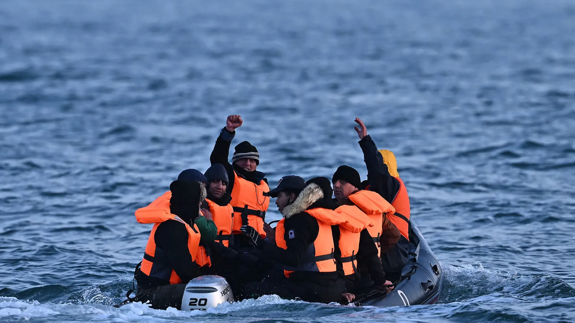 Labour admit 'small boats plan' is NOT working as 40,000 migrants cross Channel this year