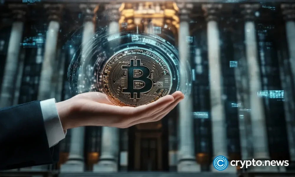 Bitcoin price coils into a triangle pattern