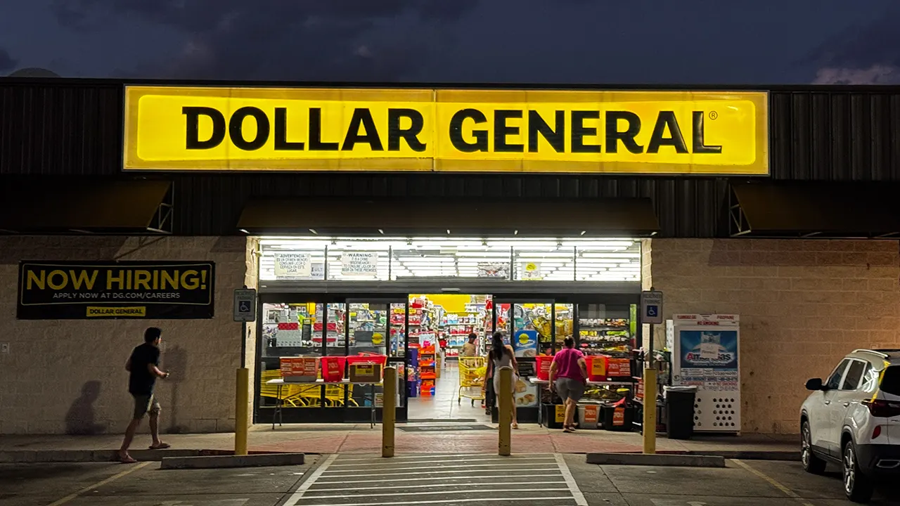Dollar General to open hundreds of new U.S. stores in 2026