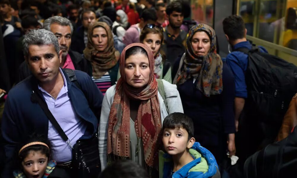 What makes people welcome or reject refugees? What research in Germany reveals