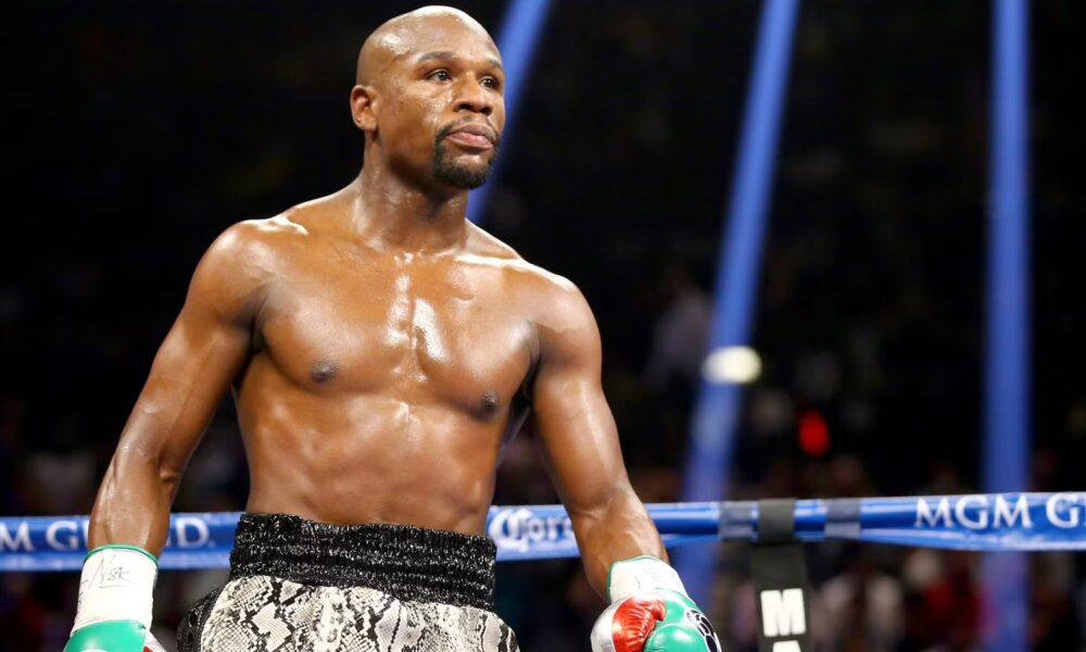 Andrew Tate Copying One of Floyd Mayweather's Most Brutal Tricks Ahead of Boxing Fight