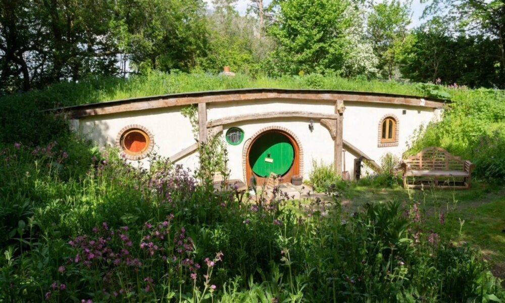 Live like a Hobbit in this cosy glamping lodge that looks like it's straight out of Tolkien's world