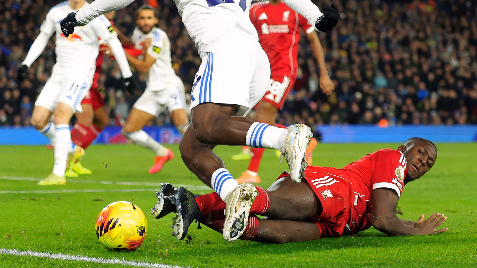 Slot must axe 6/10 Liverpool star who made 0 tackles