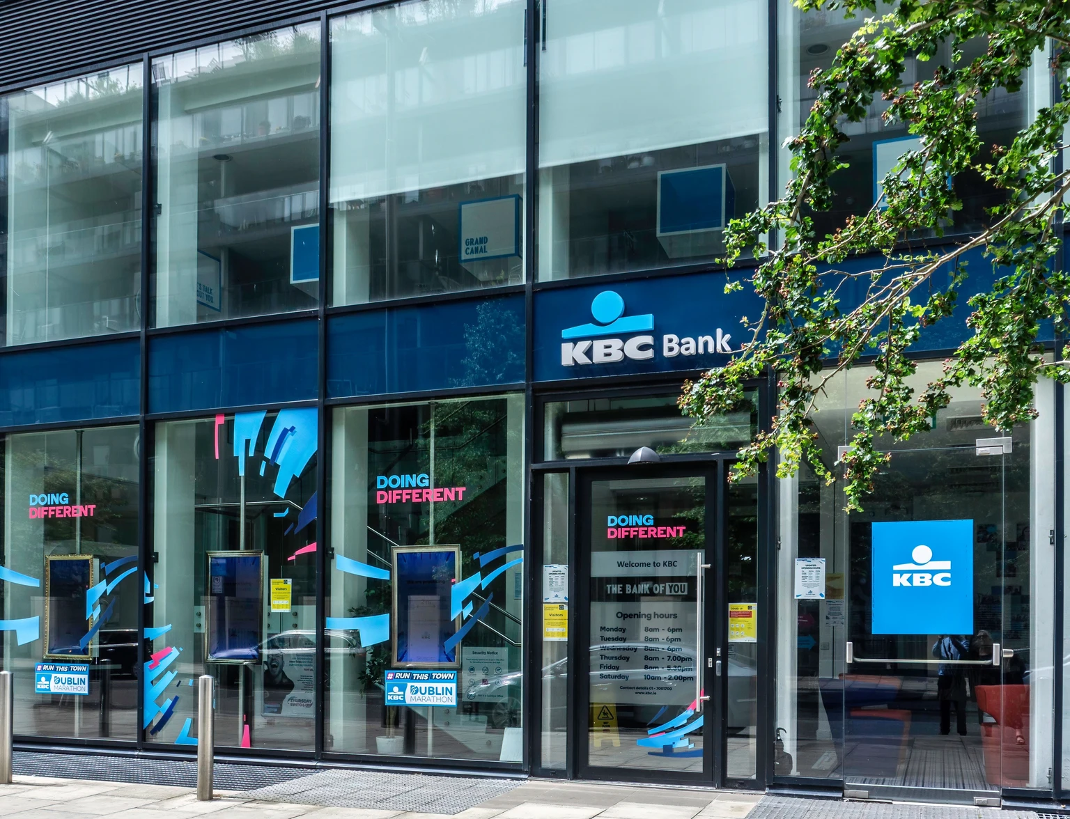 KBC Group Stock: Downside Risks To Analyst 2026 EPS Expectations (OTCMKTS:KBCSF)