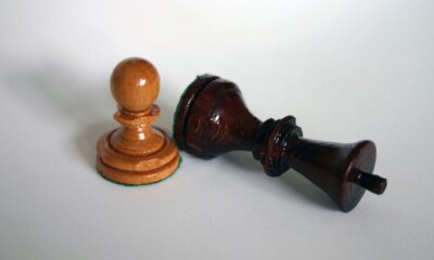 Chess - One must fall