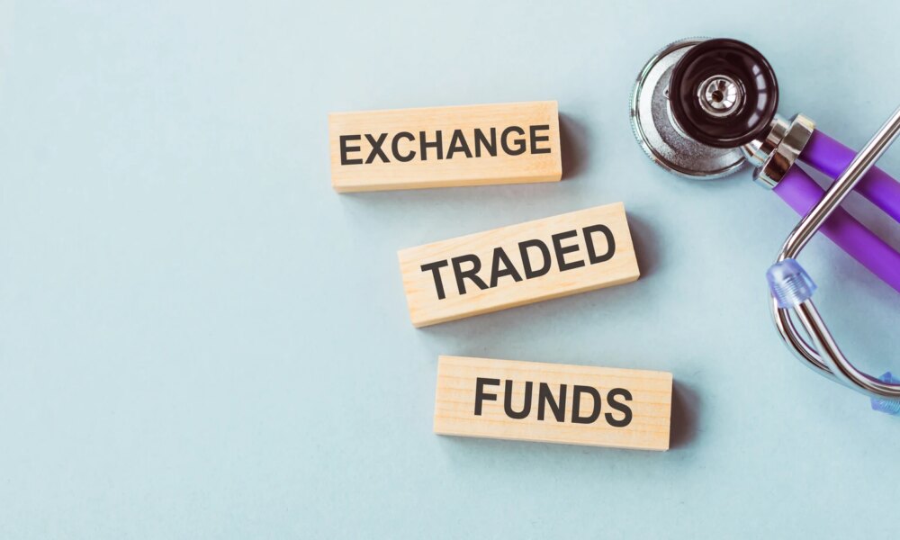 My S&P 500 Prediction On Sector Outperformers And Laggards In 2026