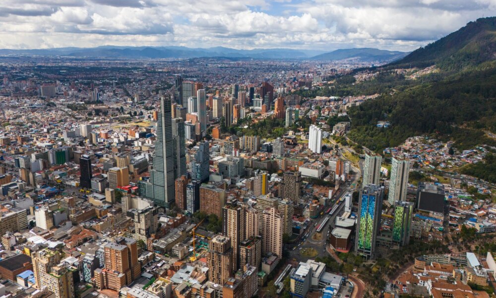 COLO: Political And Economic Headwinds Appear Problematic