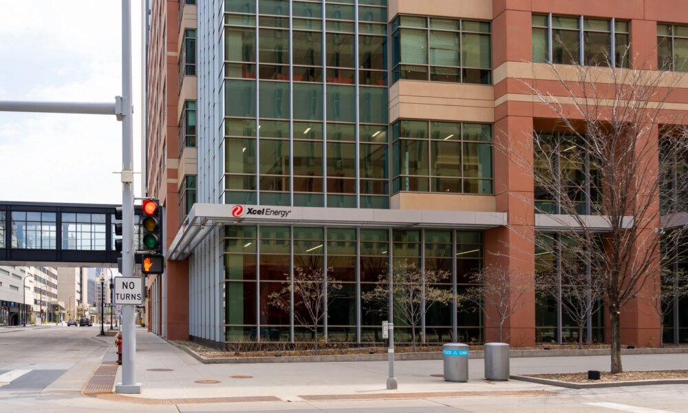 Xcel Energy - In Full Investing Mode (NASDAQ:XEL)