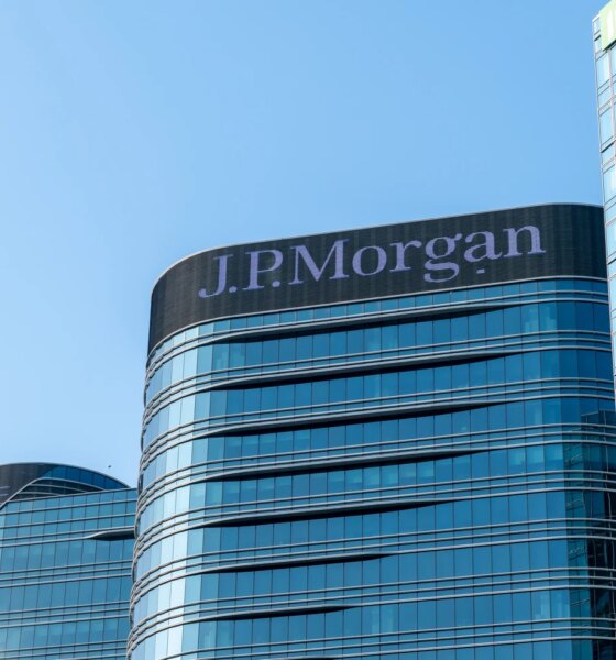 JPMorgan Stock: Leveraging Unparalleled Strength To Build Future Growth (NYSE:JPM)