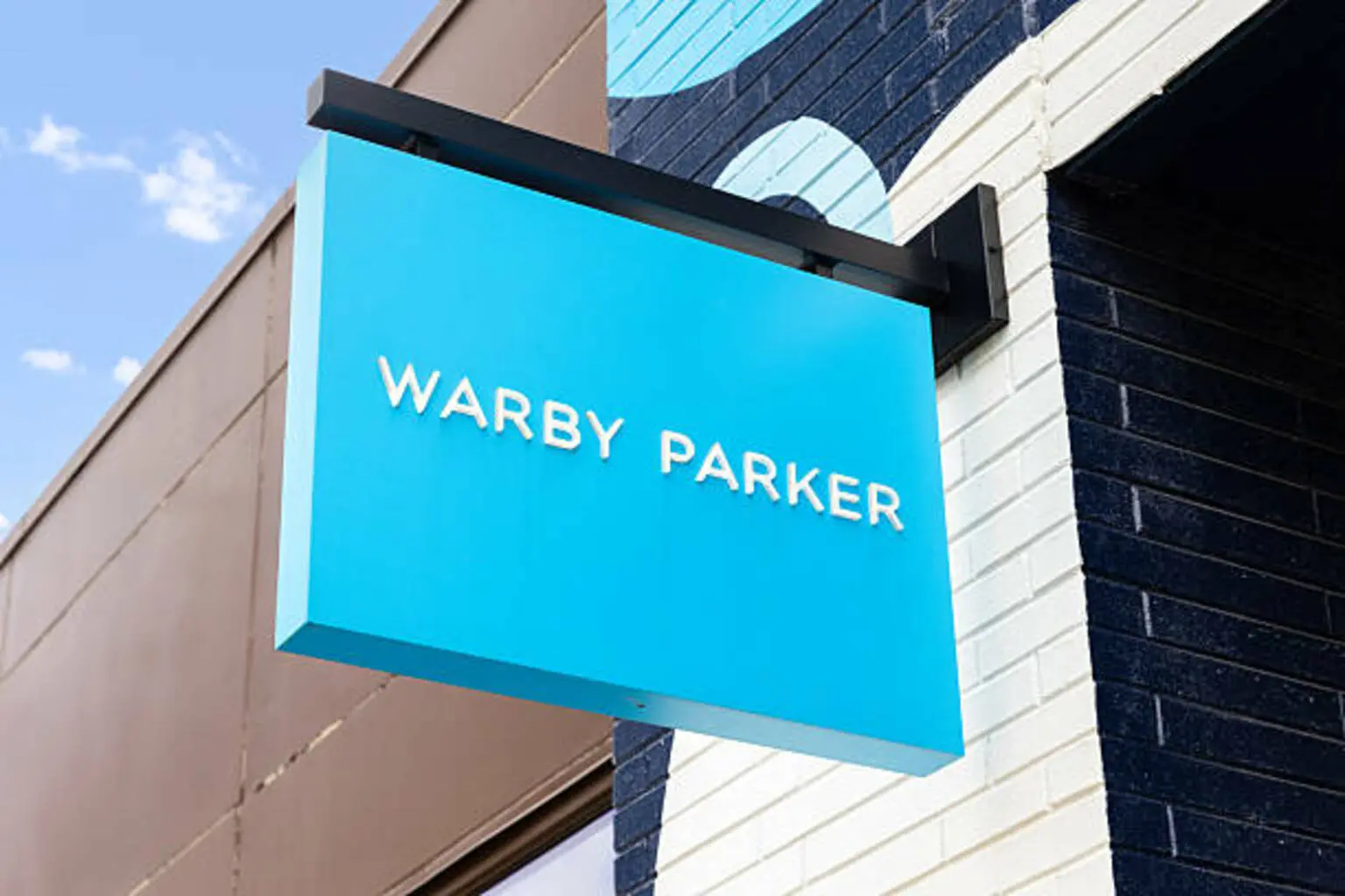 Warby Parker: I See Big Risks On Valuation Even As AI Glasses Near