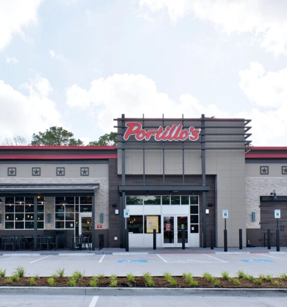 Portillo's: Fortunes Are Fading With Declining Comps And Waning Margins (Downgrade)