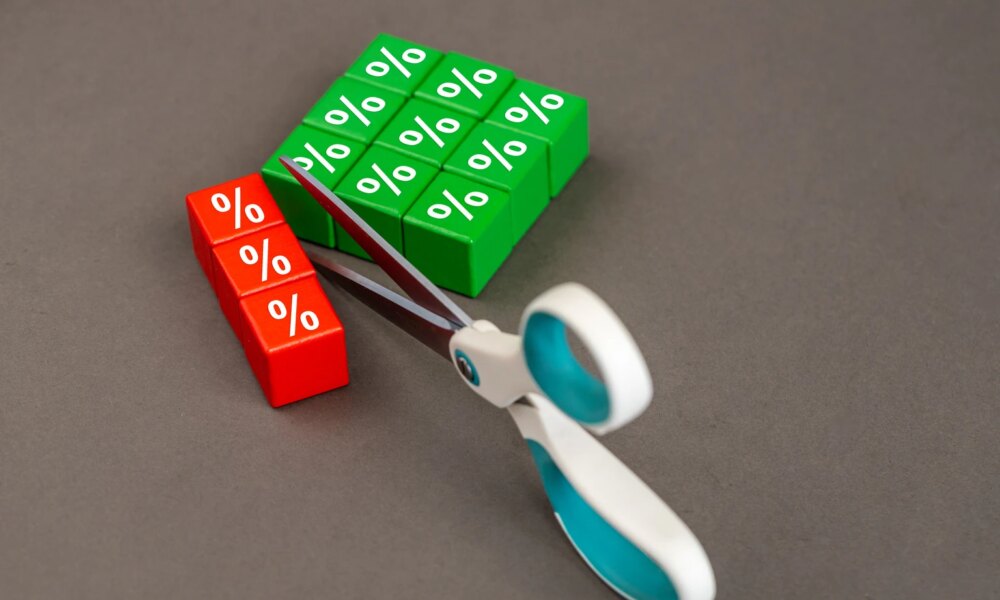 D.R. Horton: Strong Fed Upside Potential From 2026 Onwards (NYSE:DHI)