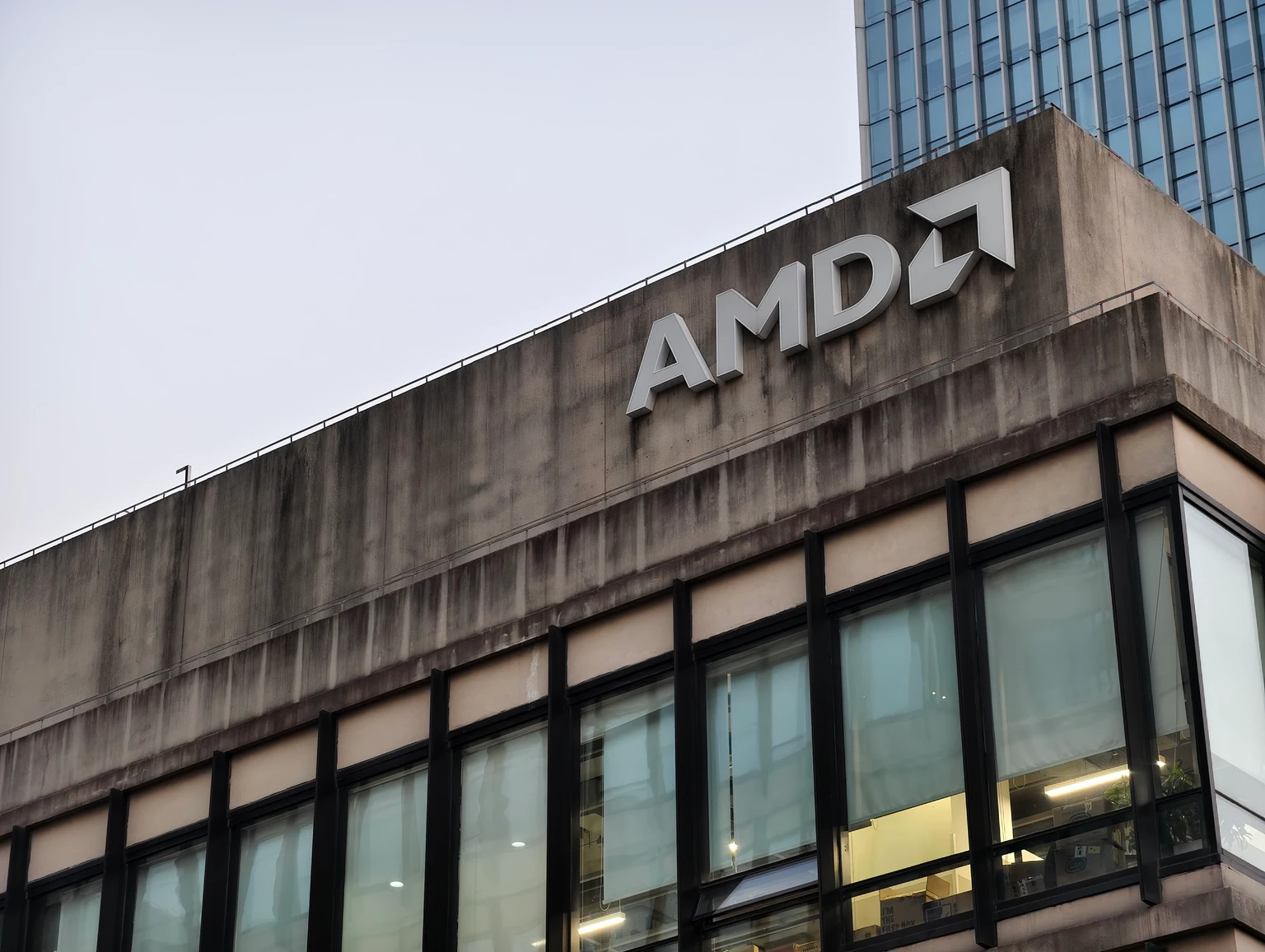 Buy AMD On This Weakness