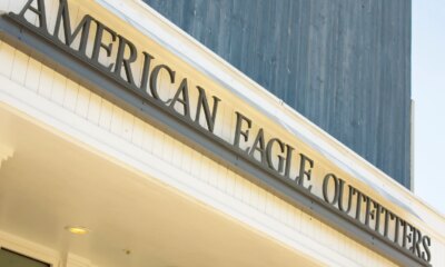 American Eagle Outfitters: Rallies On Strong Q4 Guidance- Hold (NYSE:AEO)