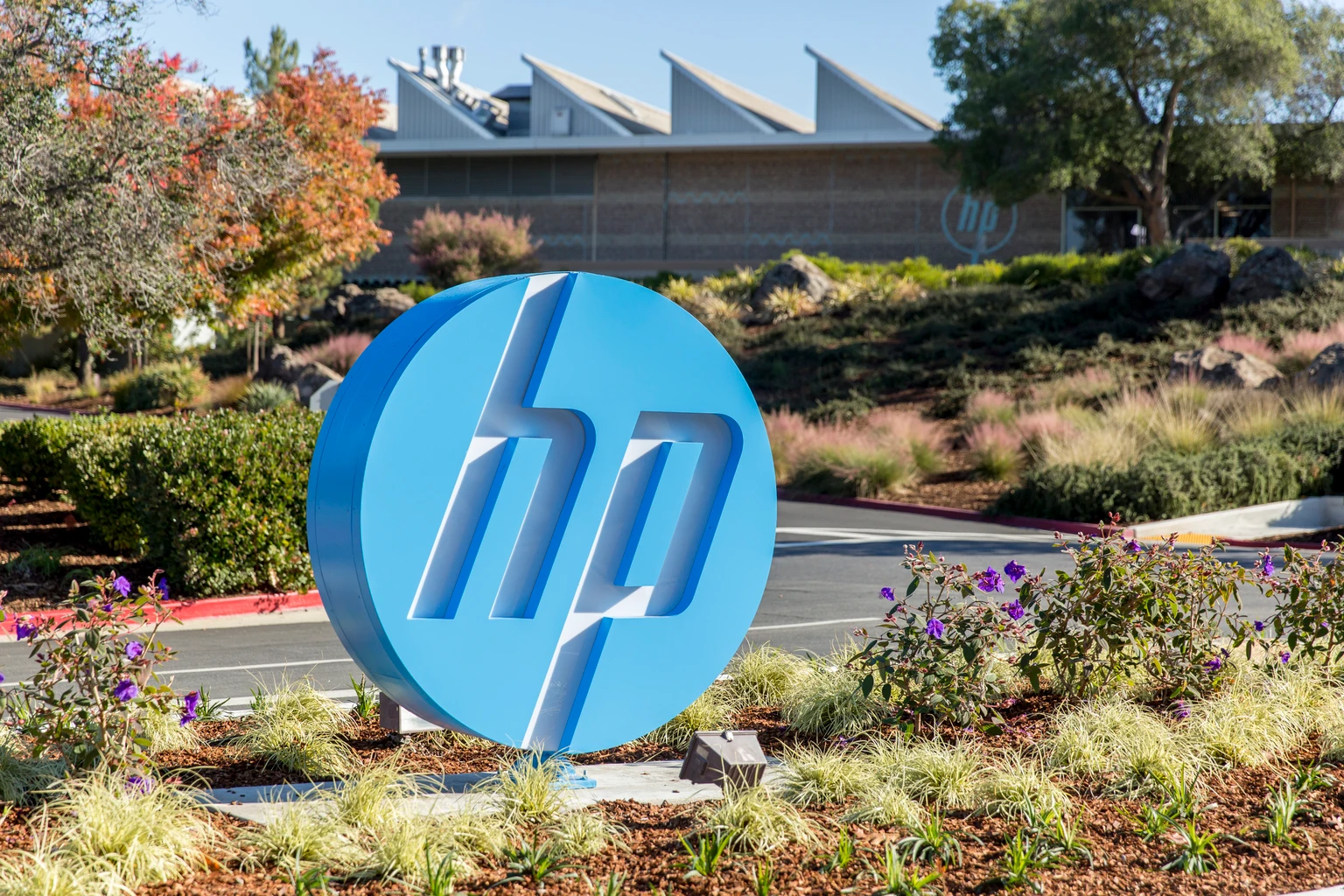 HP Inc.: Near-Term Earnings Outlook Became Weaker Than I Expected (Rating Downgrade)