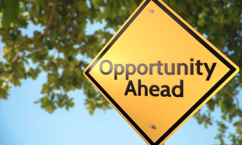 3 Once-In-A-Decade REIT Buying Opportunities For 2026