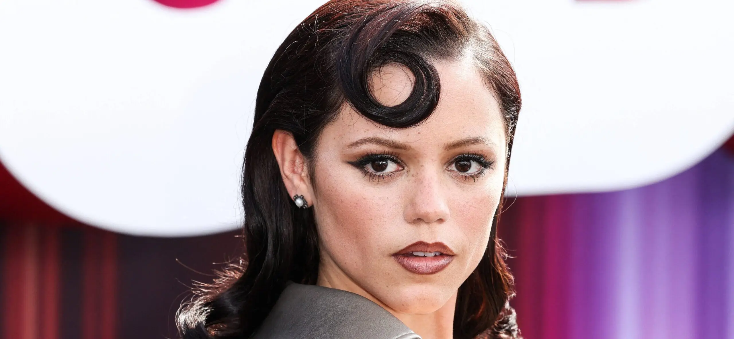 Jenna Ortega Doubles Down On 'I Hate A.I.' Remark With Warning