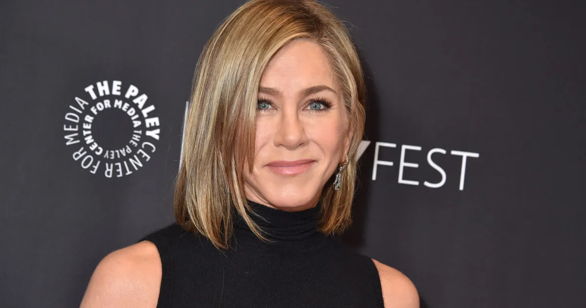 Jennifer Aniston's Sold-Out Vest Look Is Secretly $31 on Amazon