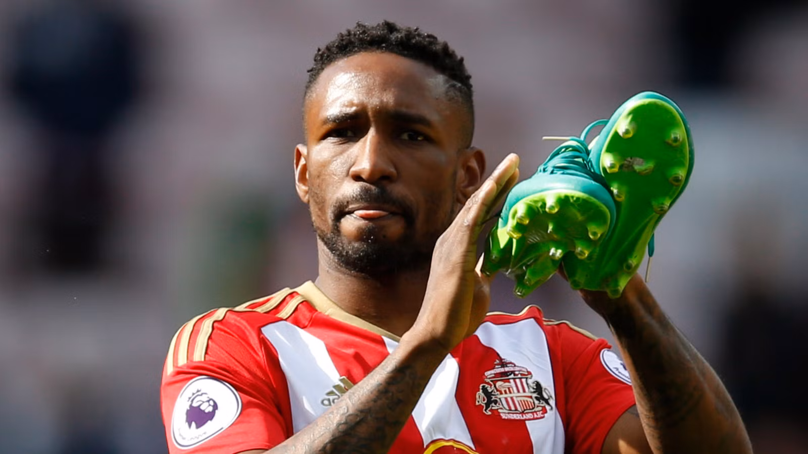 Le Bris can unleash his answer to Defoe in Sunderland's "goal machine"