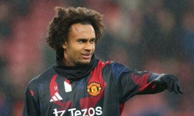 Juventus target Joshua Zirkzee of Manchester United gestures during the warm up prior to the Premier League match between Liverpool FC and Manchester United FC at Anfield on January 05, 2025 in Liverpool, England. (Photo by Carl Recine/Getty Images)