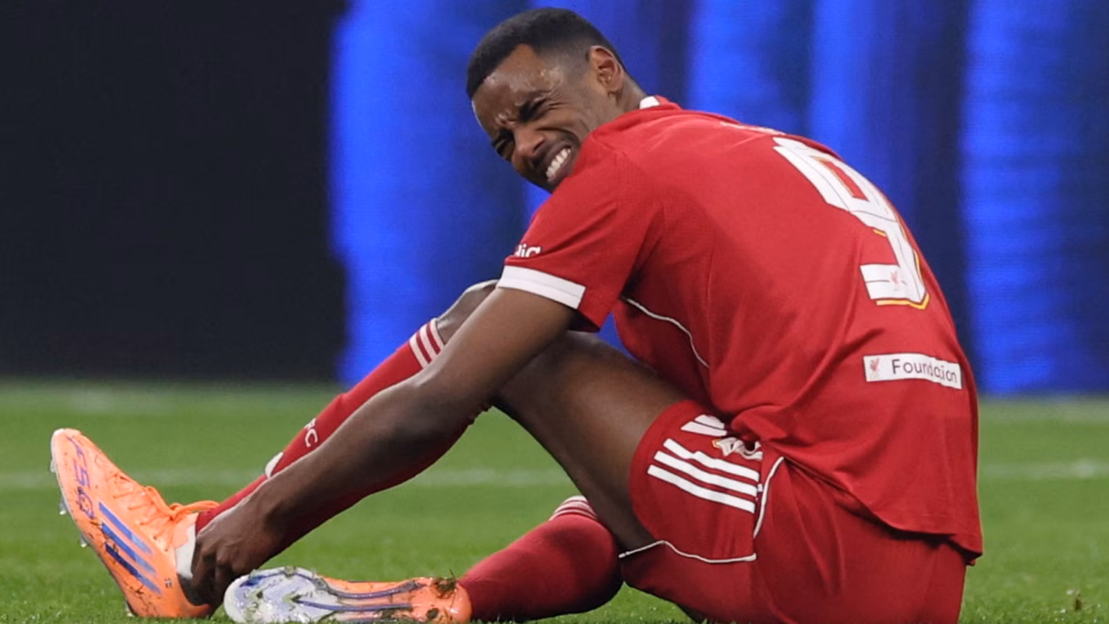 Liverpool's "ruthless" teen sensation could steal Isak's No. 9 shirt