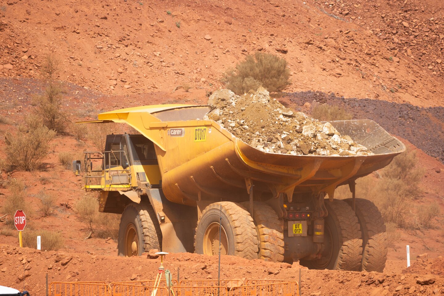 Gold cushions sector as resources growth slows