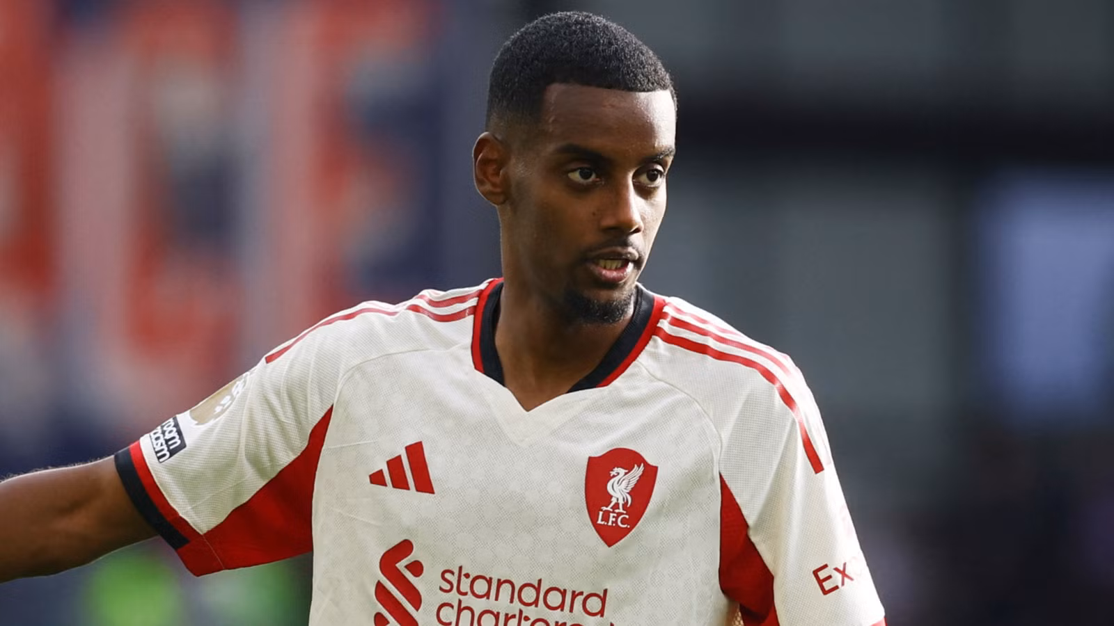 Liverpool Forward Alexander Isak Suffers Leg Break