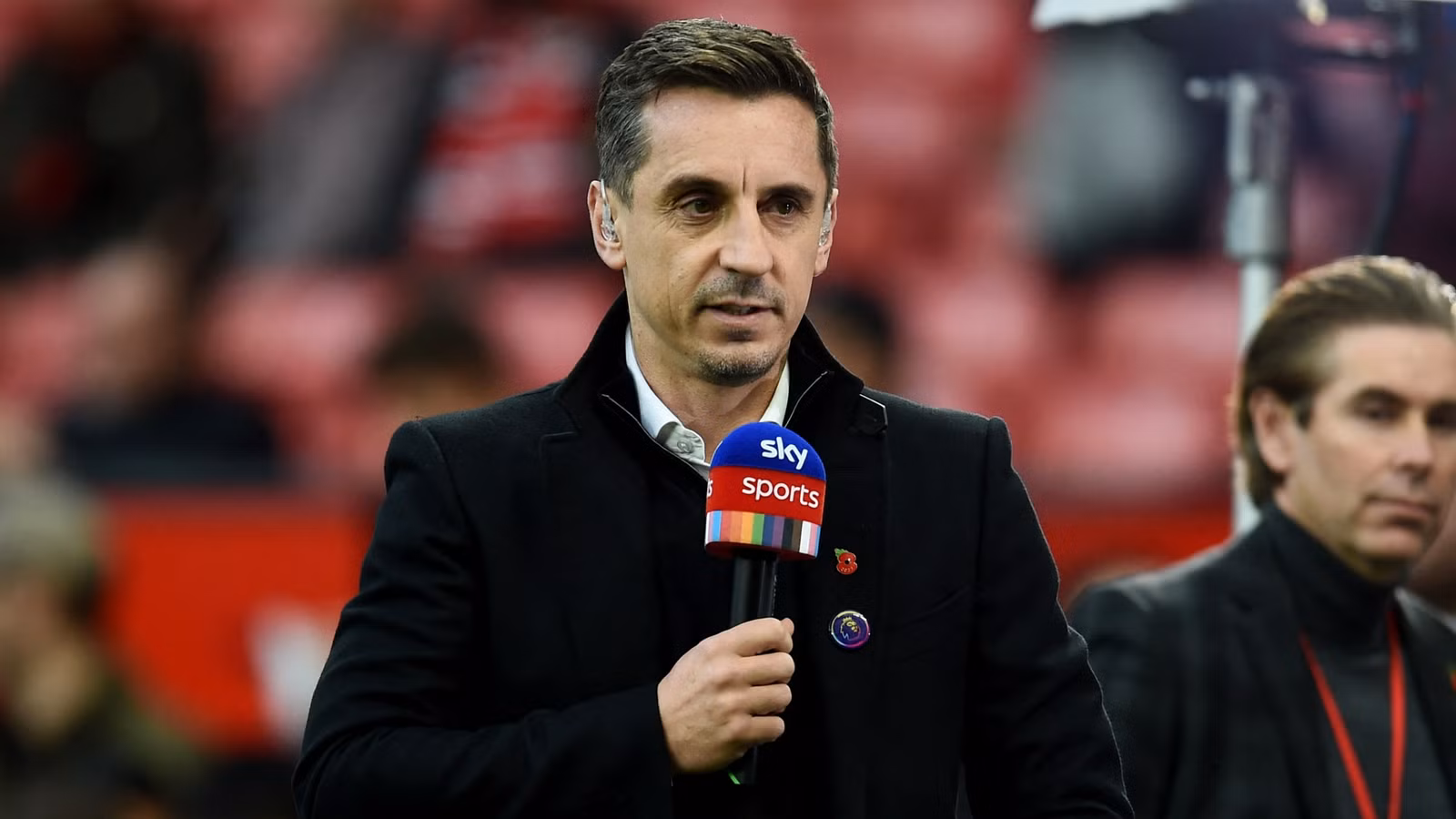 Gary Neville slams "bizarre" Ruben Amorim decision