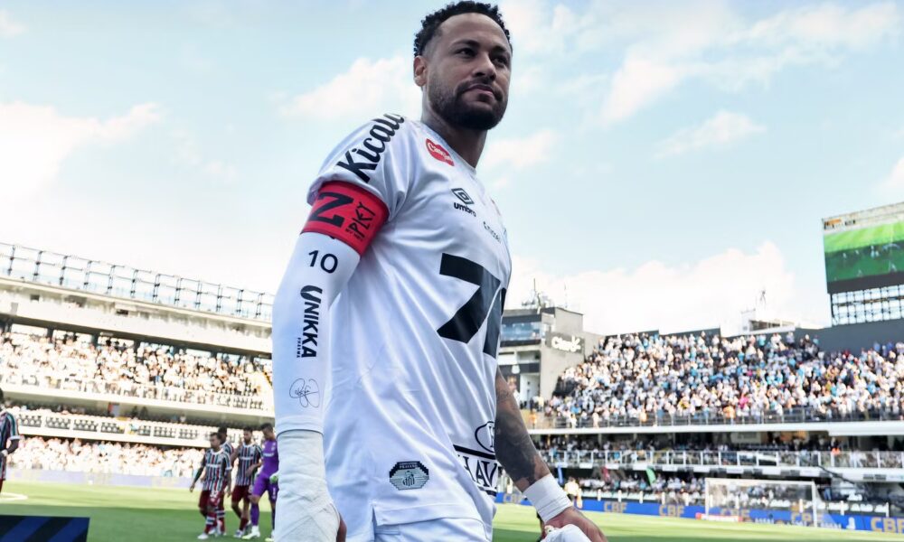 Man Utd now battling to sign "dynamic" 22-y/o attacker who's been compared to Neymar