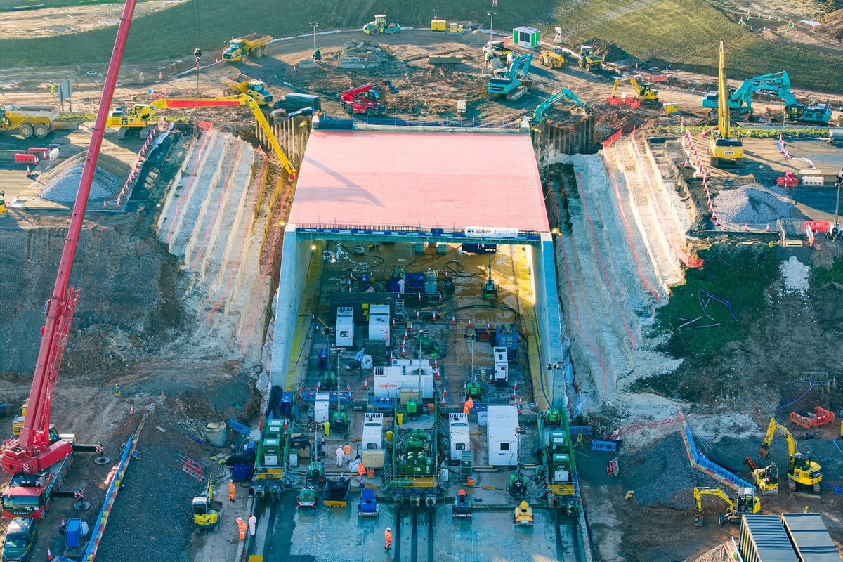 Incredible progress made in M27 junction 10  upgrade as major engineering milestone made - in pictures