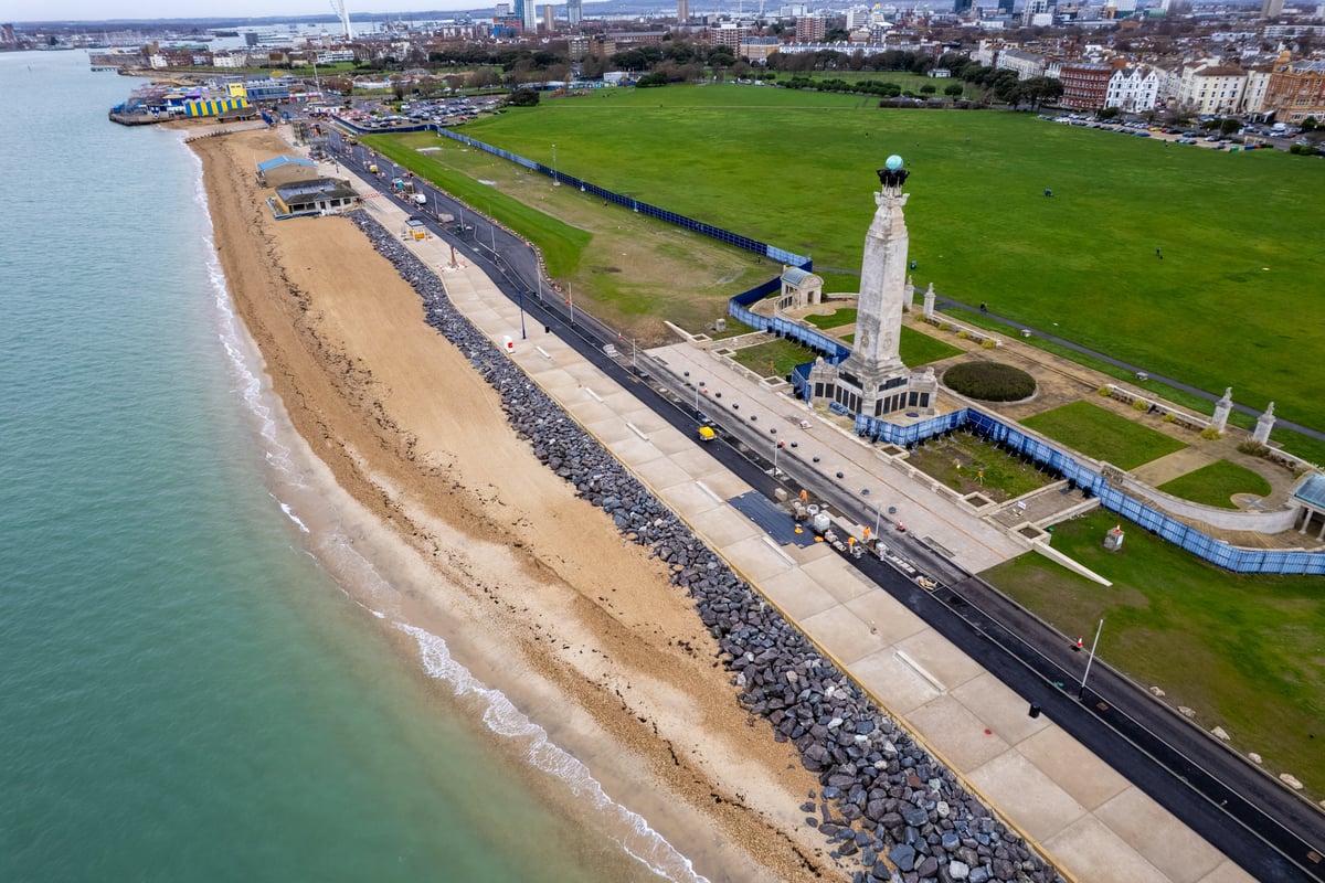 Breath-taking transformation continues in front of Southsea Common to create new sea defences - in pictures