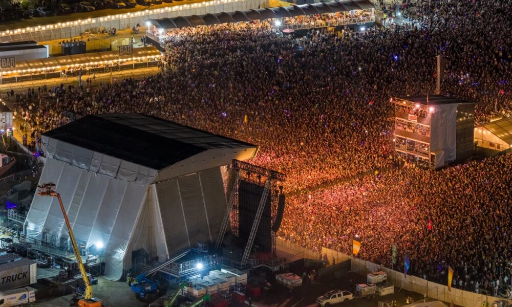 Victorious Festival organisers “blown away” after winning  Live Music Event of the Year