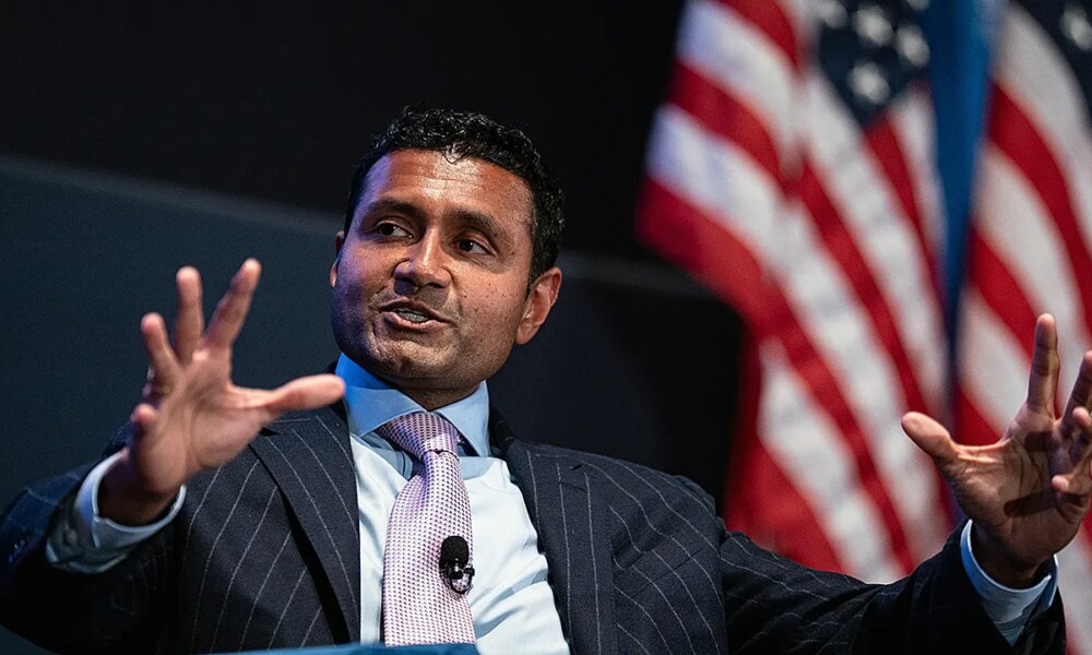 Technology exec says AI fuels blue-collar productivity boom, not job losses