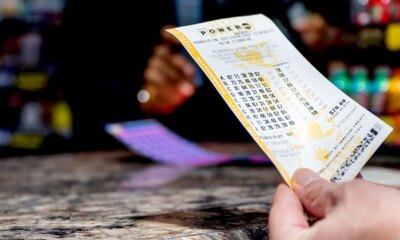 Powerball jackpot surges to $930 million after Monday drawing fails