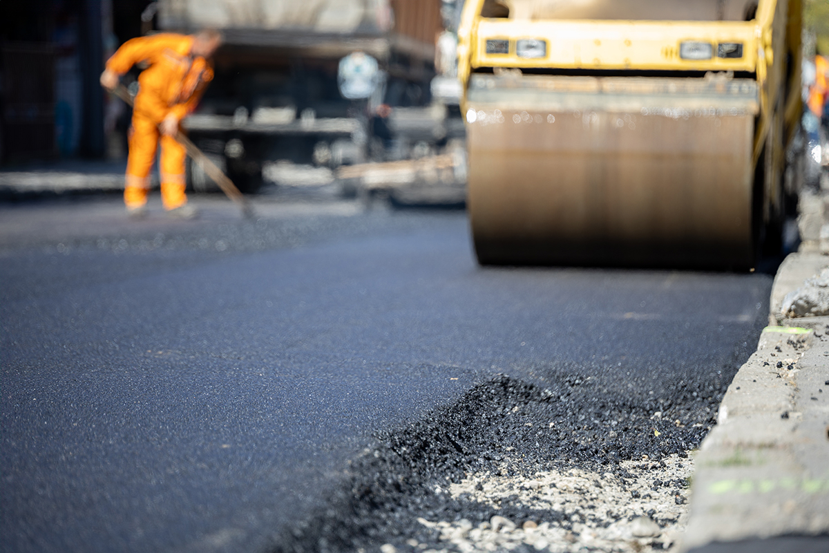 Saudi road surface technology