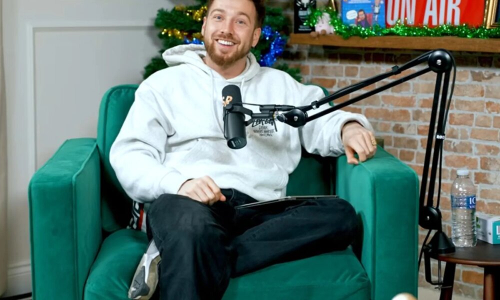 Sam Thompson reveals ex Zara McDermott stole one of his favourite possessions as he goes official with new girlfriend