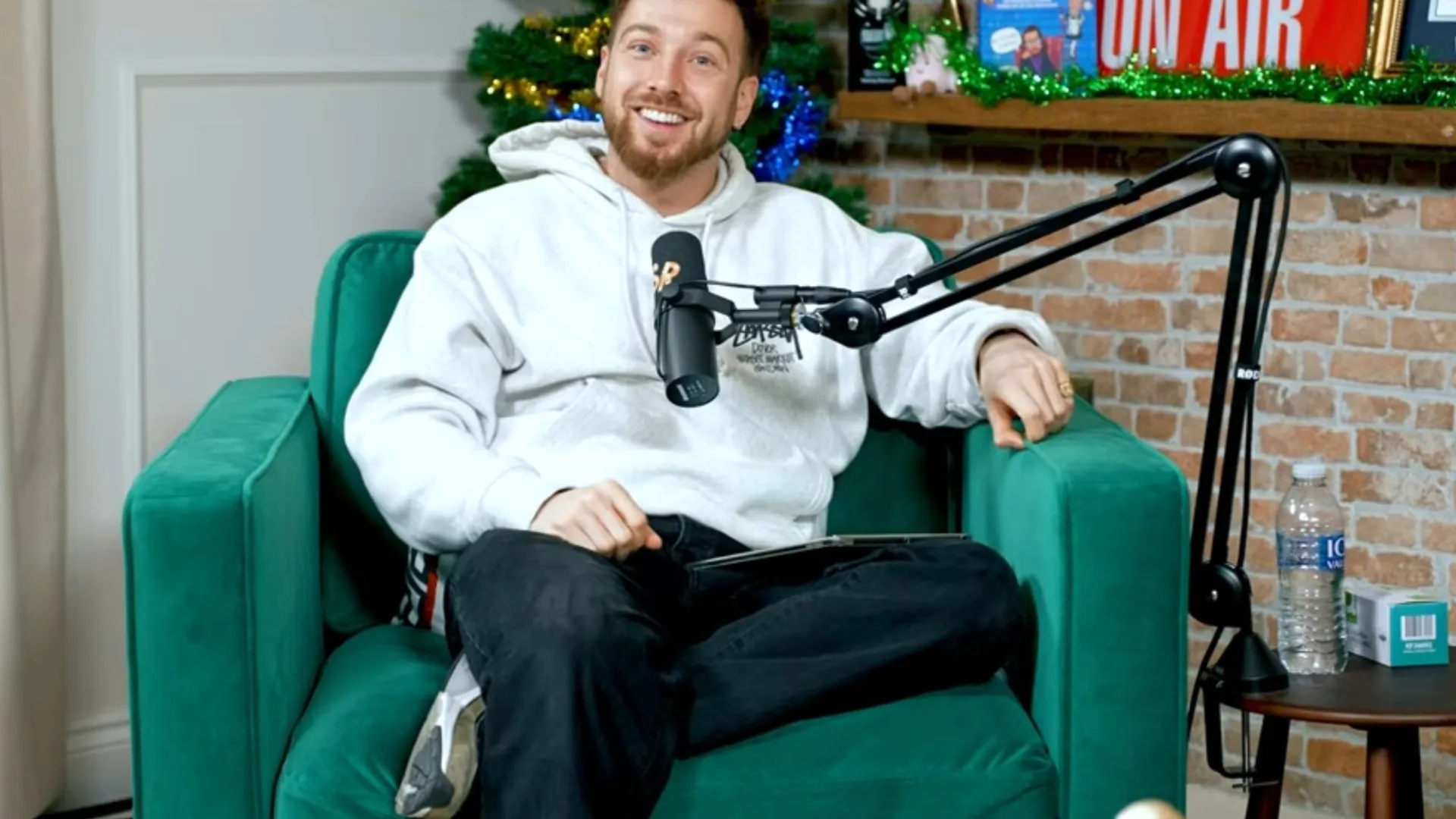 Sam Thompson reveals ex Zara McDermott stole one of his favourite possessions as he goes official with new girlfriend