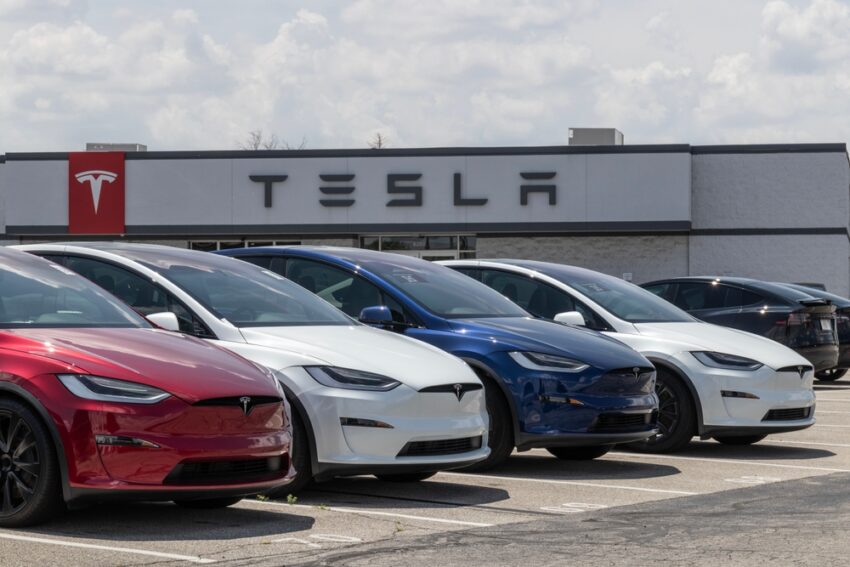 Elon Musk has warned that Tesla faces “a few rough quarters” ahead as the electric carmaker reported its steepest revenue decline in over a decade, missing Wall Street forecasts and rattling investors already uneasy about demand, tariffs, and political uncertainty.