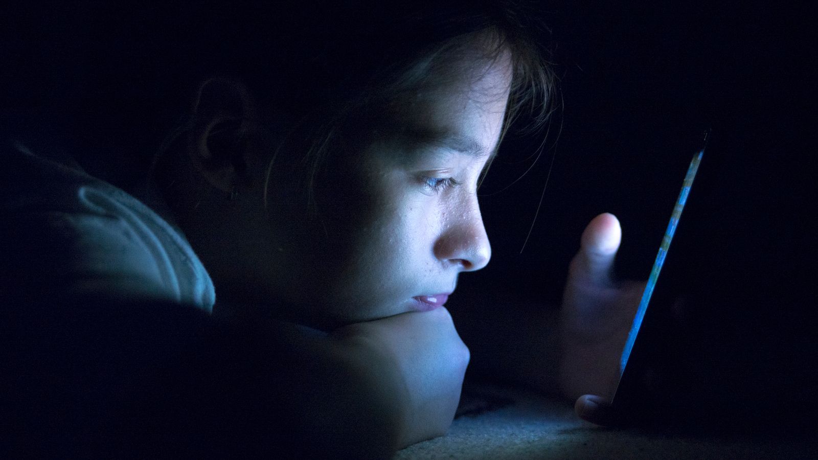 'I don't know how I'm going to cope': Teens will be banned from social media in Australia next week | Science, Climate & Tech News