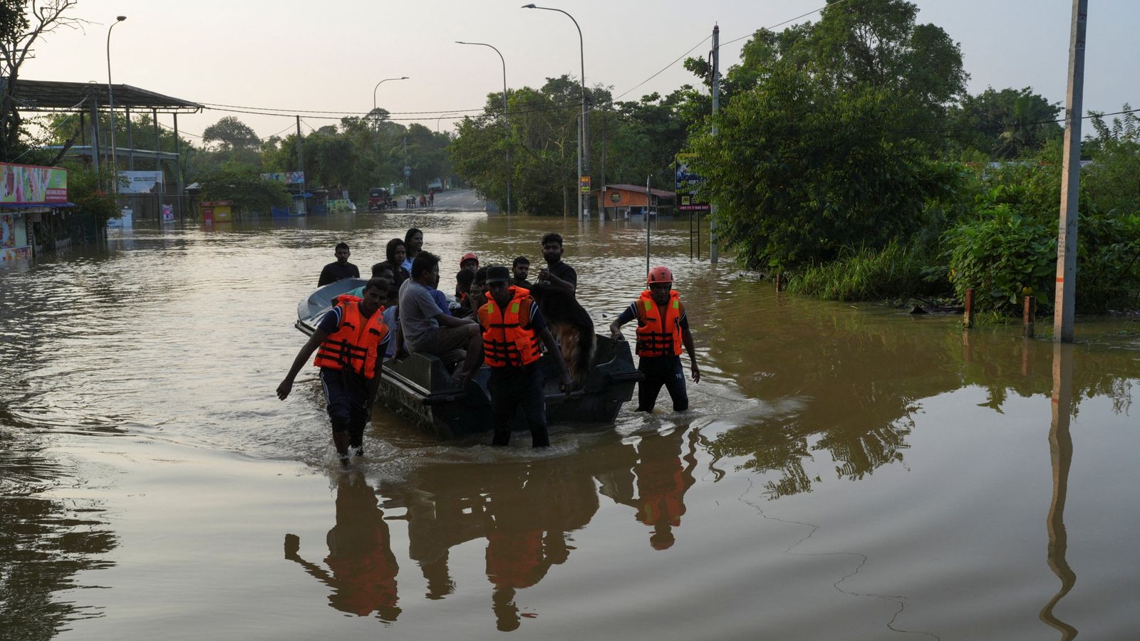 More than 1,200 confirmed dead and 800 missing in catastrophic Asia floods | World News
