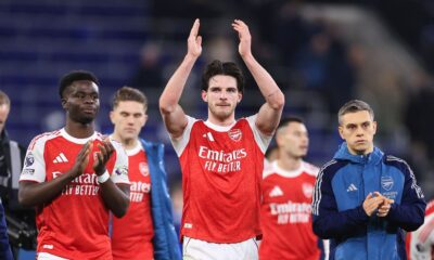 Declan Rice of Arsenal applauds the support after the Premier League match between Everton and Arsenal at Hill Dickinson Stadium