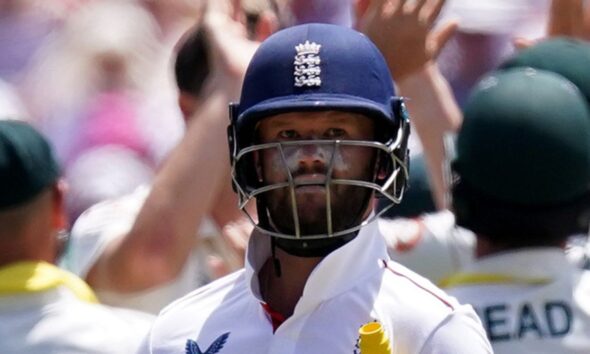 Ben Duckett's poor series continued as he was dismissed second ball in England second innings in Adelaide