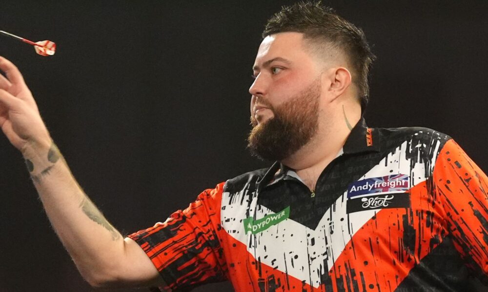 Smith admits to 'butterflies' before win over Ashton